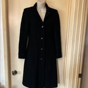 Edward An Elegant Black Long Boucle Coat for Women size 4